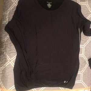 Underarmor long sleeve workout top
